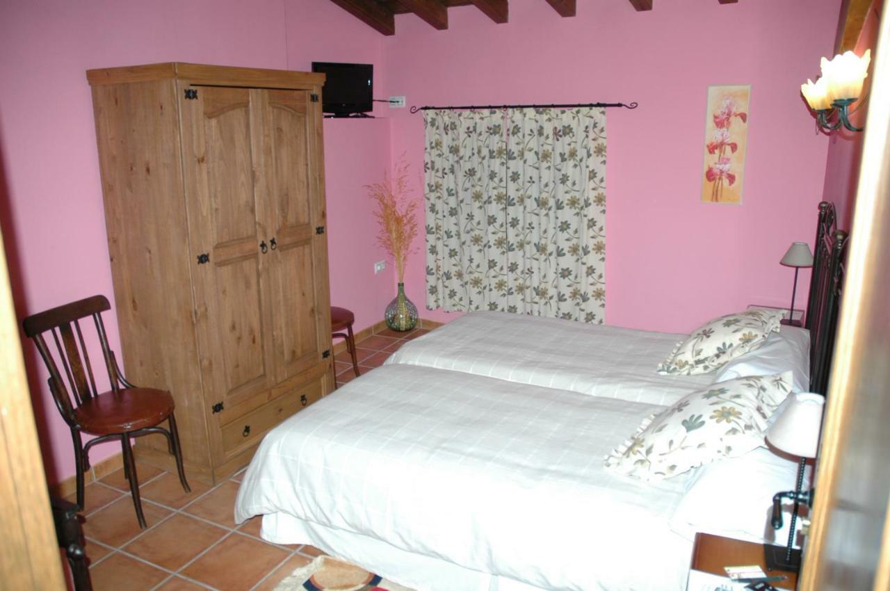 Casa Rural El Pedroso Villar del Pedroso Екстериор снимка